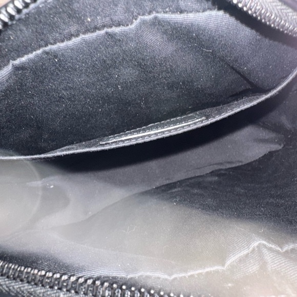 Saint Laurent Black Lou Camera Bag - Picture 10 of 17